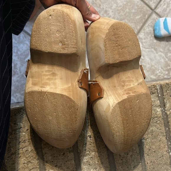 Wooden shoes - Picture 7 of 7